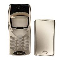 Nokia 8260 - Передняя и задняя панель корпуса
