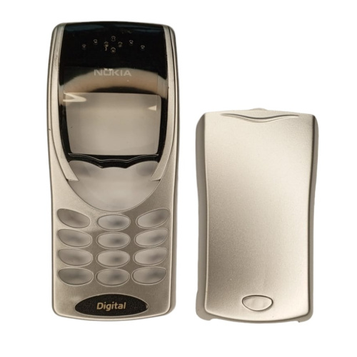 nokia 8260 - передняя и задняя панель корпуса