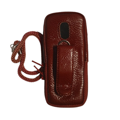 Кожаный чехол для телефона Motorola E398 "Alan-Rokas" серия "Absolut" (красный лак) натуральная кожа